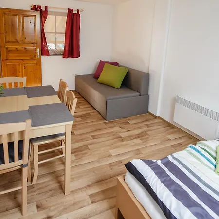 Sklep U Matousku Lodge Prusanky